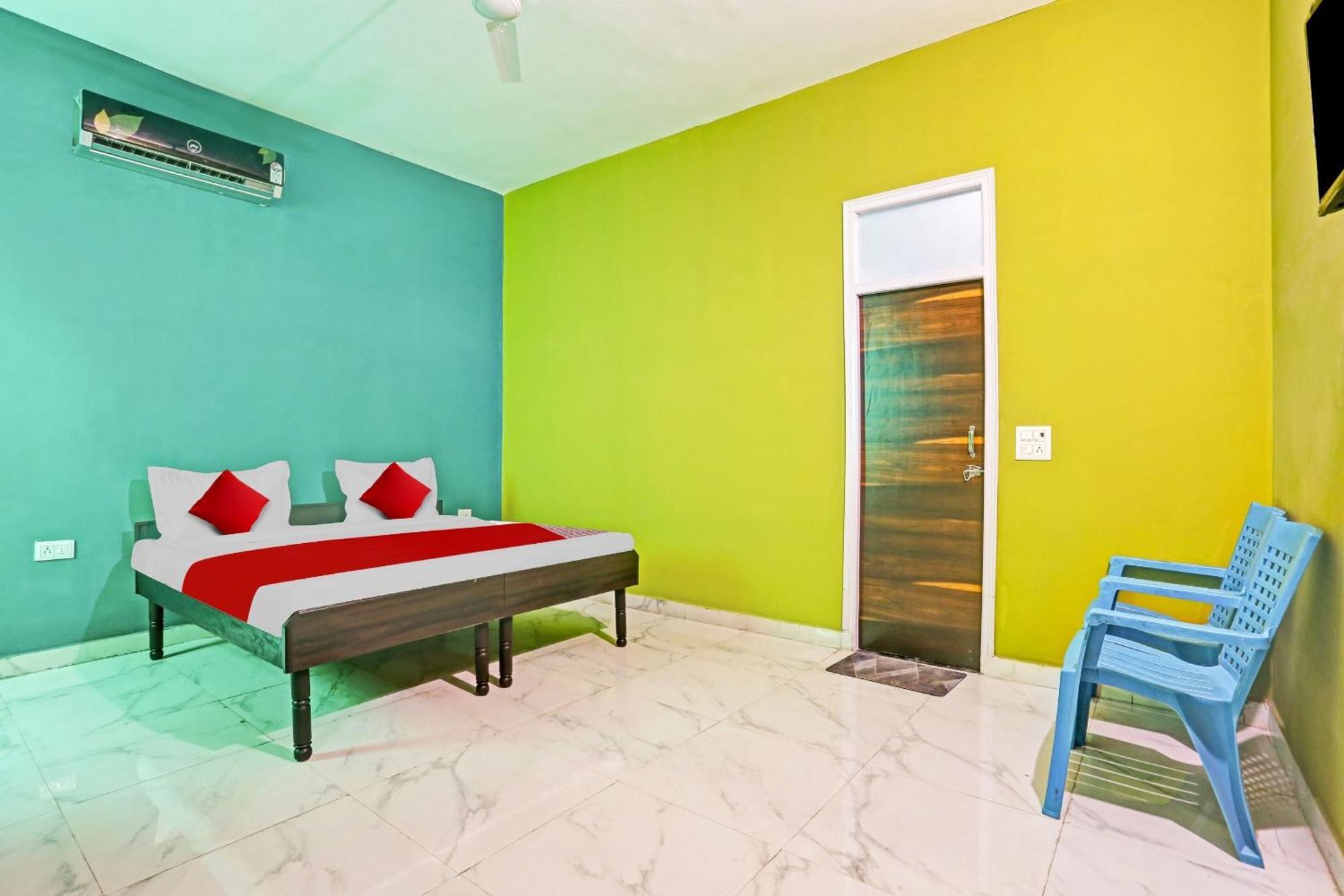 Hotel O Arya Residency Gurgaon Exterior photo